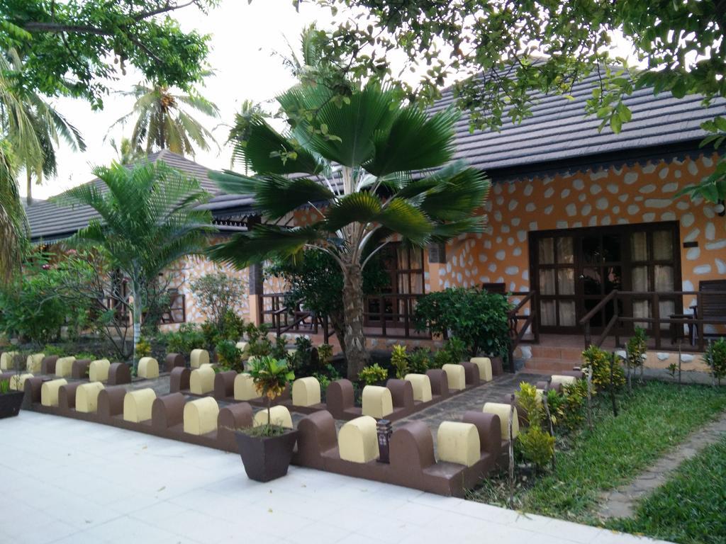 Arabian Nights Hotel Paje Luaran gambar