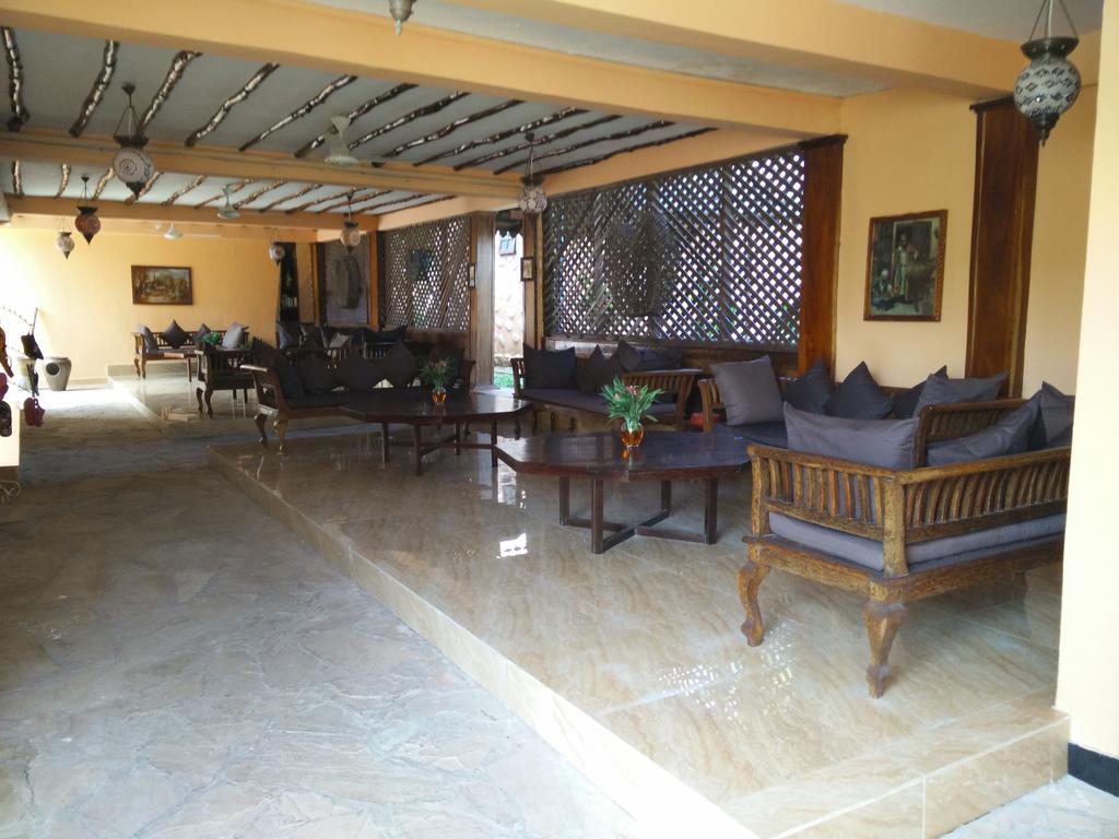 Arabian Nights Hotel Paje Luaran gambar