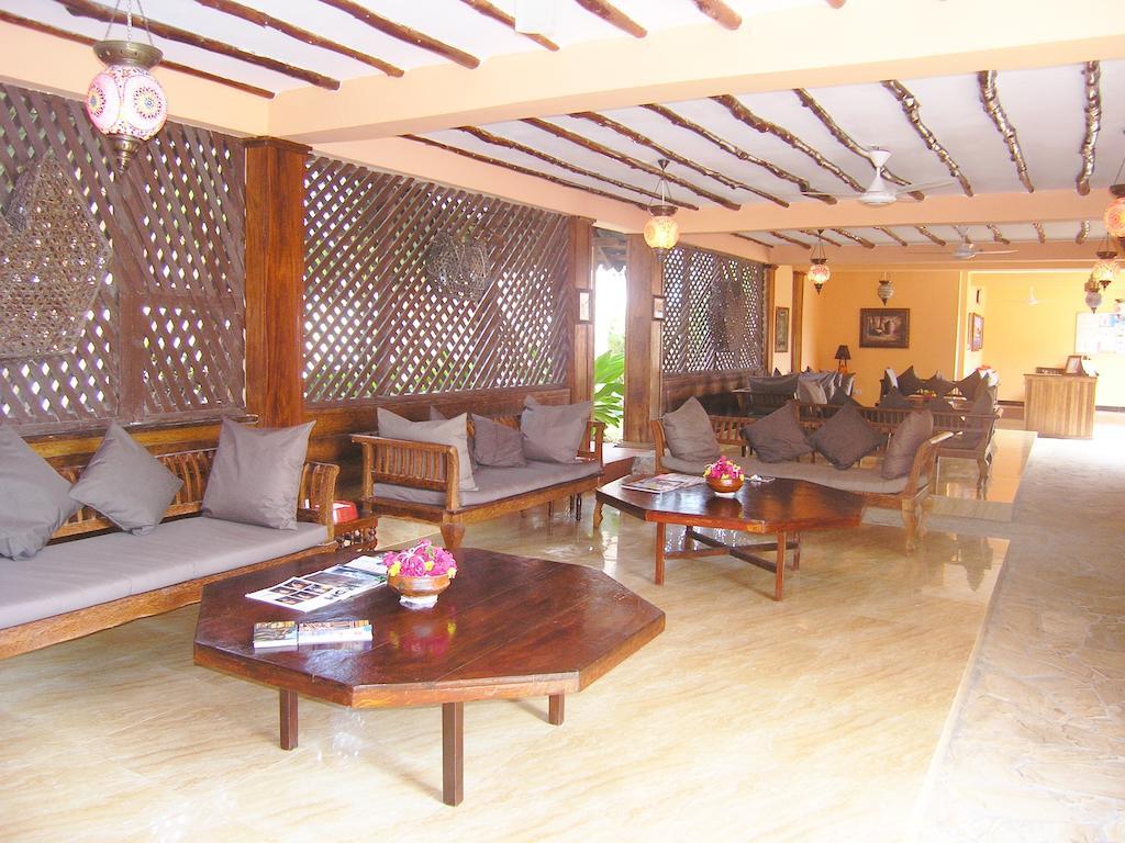 Arabian Nights Hotel Paje Luaran gambar