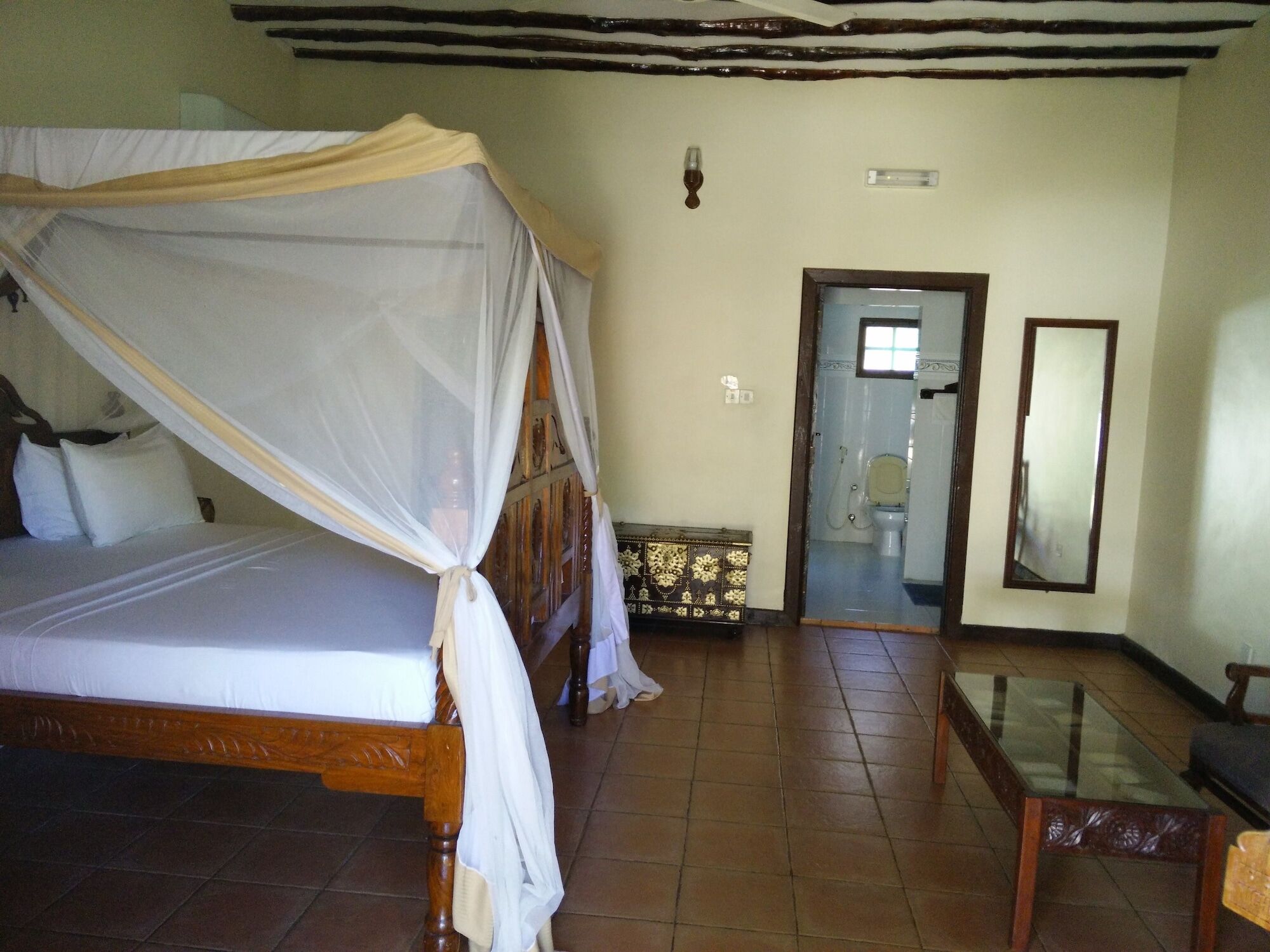 Arabian Nights Hotel Paje Luaran gambar